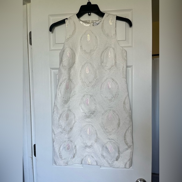 Badgley Mischka Dresses & Skirts - Badgley Mischka White Textured Mini Dress